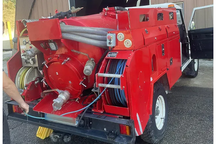 Pompage bac a graisse à Redessan