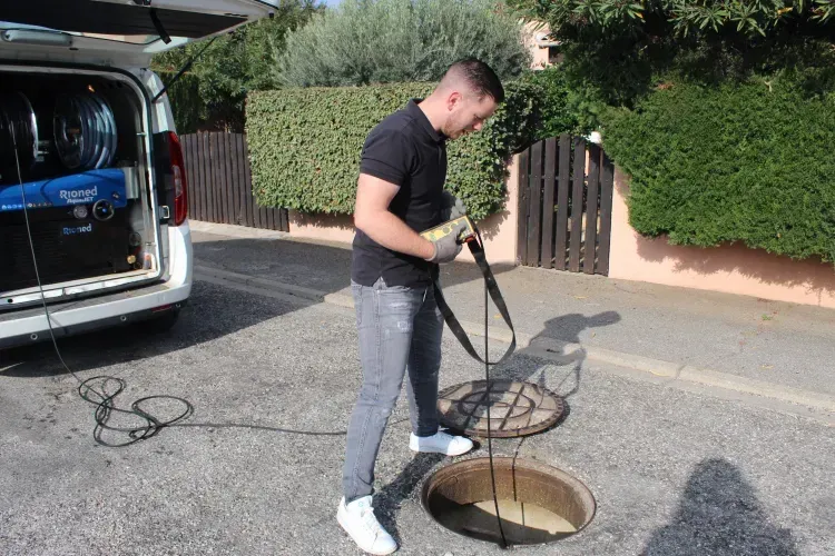 Débouchage de canalisation à Redessan